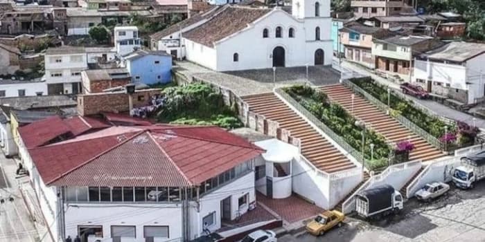 Falsa Alarma en Cerrito: Batería Confundida con Explosivo Moviliza Autoridades